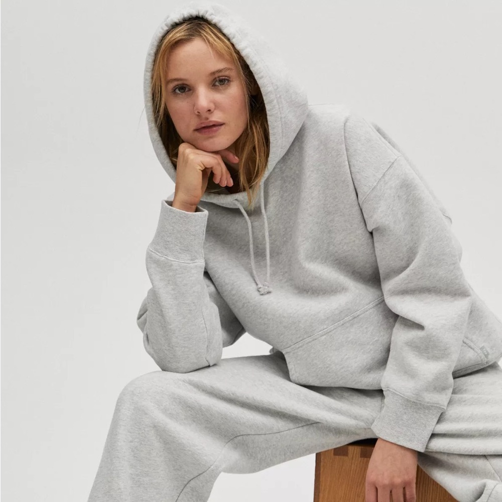 Aritzia TNA boyfriend fleece hoodie